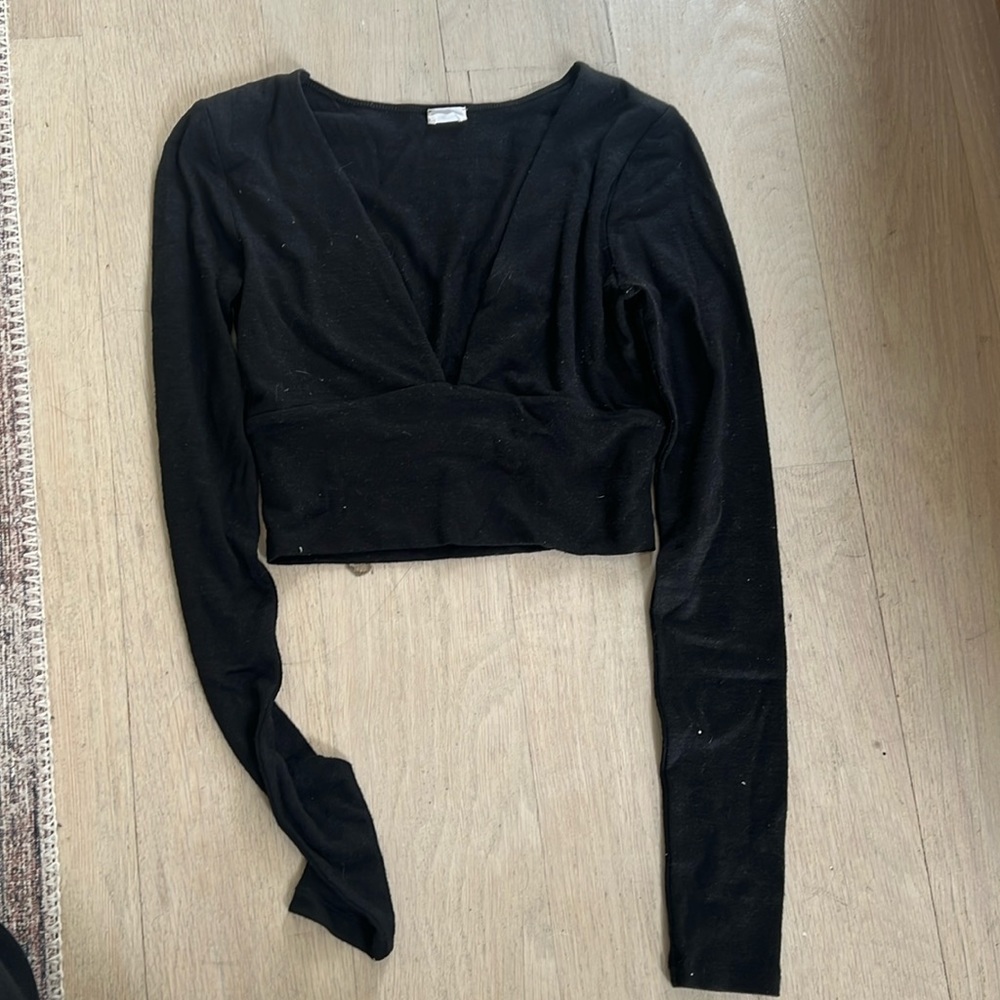 Wilfred free cropped long sleeve plunge neck